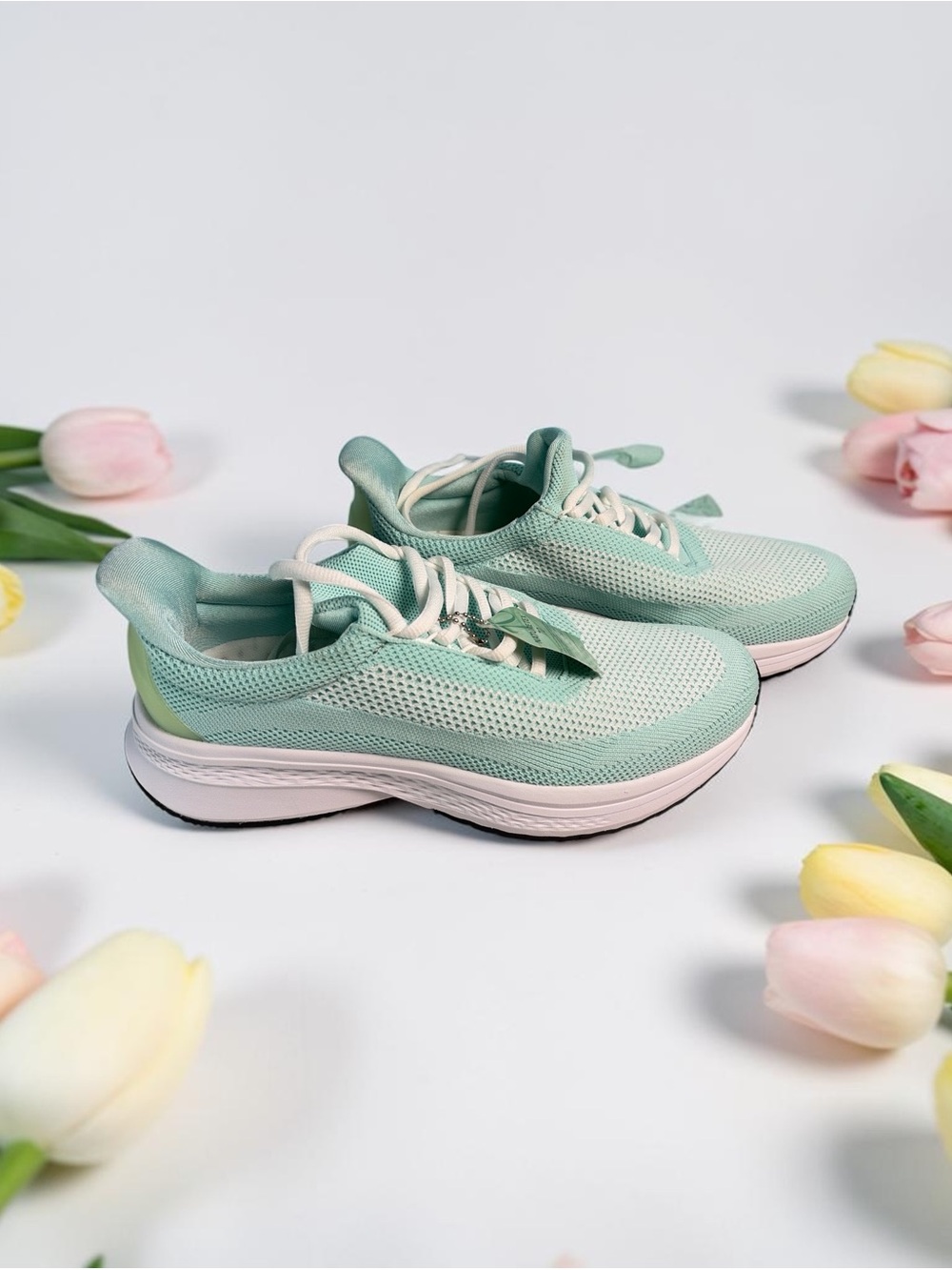 BAYMORIA Women’s Running/Walking Shoes Size 10 -Mint Green